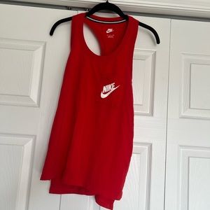 A small tank top is great condition